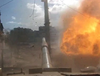 30' άγριων συγκρούσεων στην Συρία: Tα T-72 «θερίζουν» ισλαμιστές και ανοίγουν τον δρόμο (βίντεο)